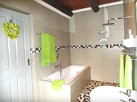 Apartment A Bathroom